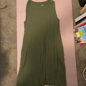 Really comfy shirt dress with pockets!